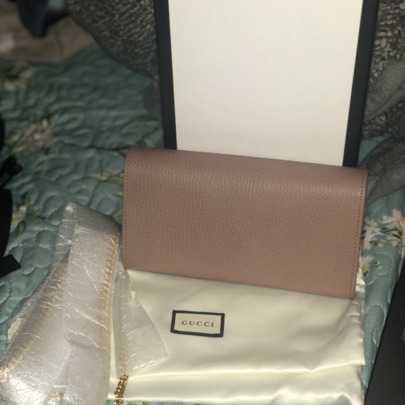 Authentic Brand New Gucci WOC in Porcelain Rose - Picture 5 of 8